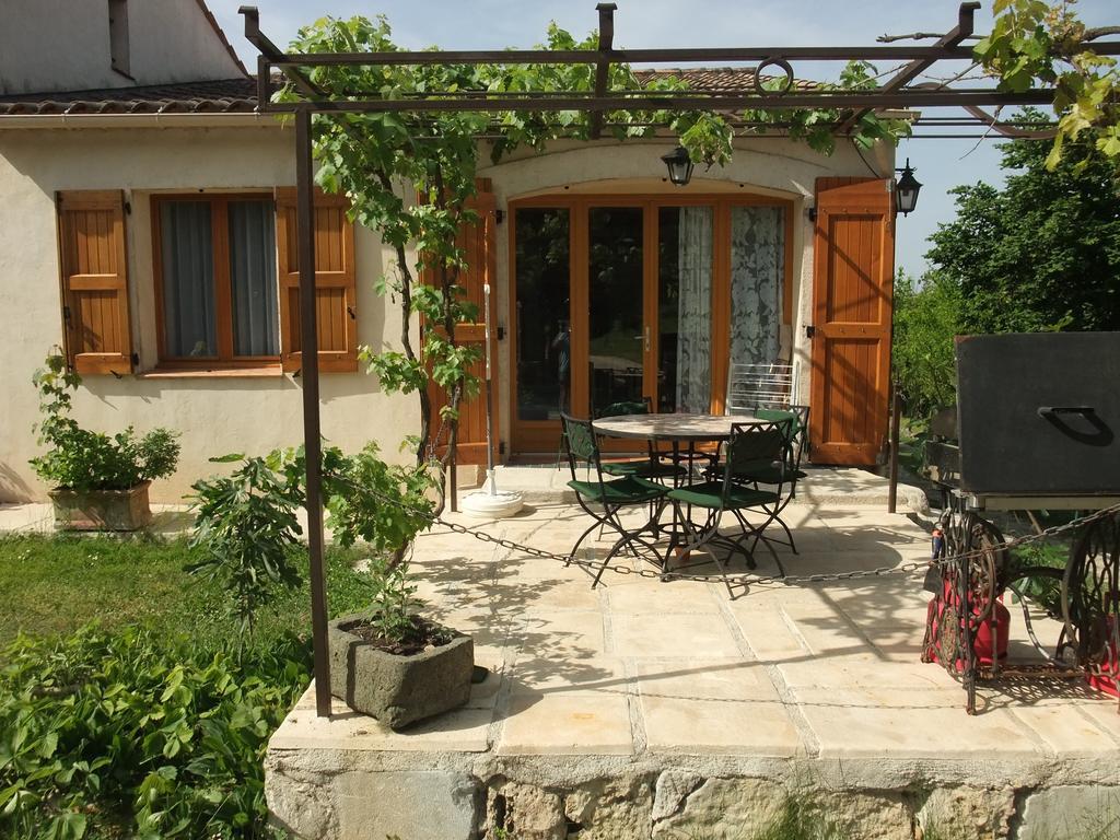 Gite La Paillote Montauroux Room photo