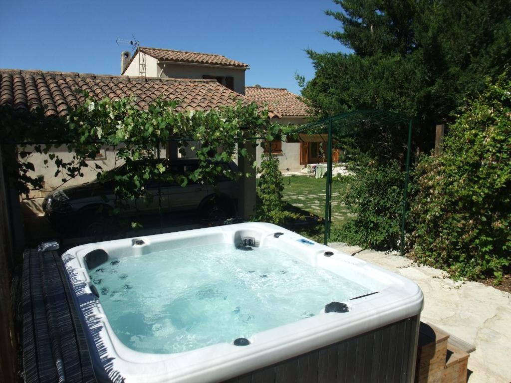 Gite La Paillote Montauroux Exterior photo